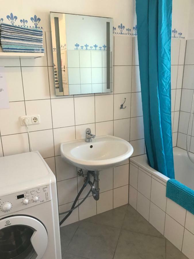 Unterkunft Fuer Arbeiter Und Monteure Gräfrath Zewnętrze zdjęcie